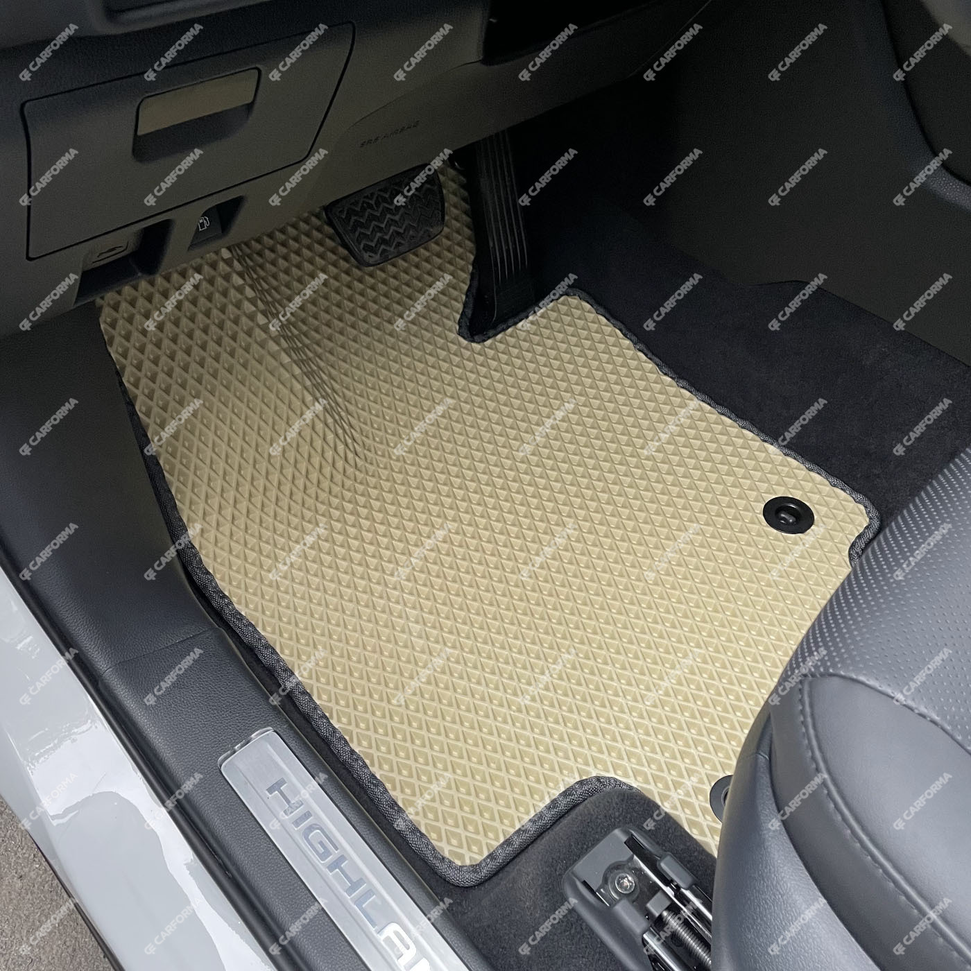 Коврики на Toyota Highlander IV 2019 - 2025 в Ростове-на-Дону Коврики на Toyota Highlander IV 2019 - 2025 в Ростове-на-Дону