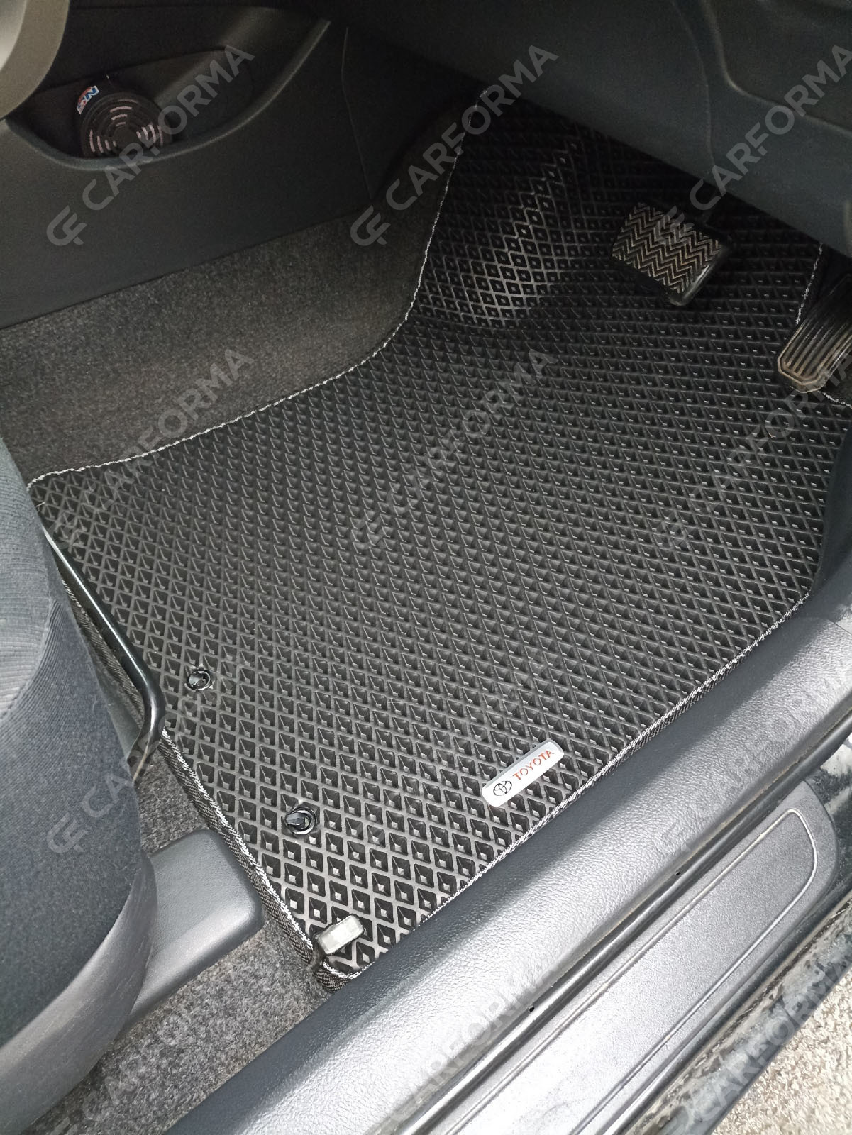 Ворсовые коврики на Toyota Corolla Fielder (E14) 2006&nbsp;-&nbsp;2012 в Ростове-на-Дону