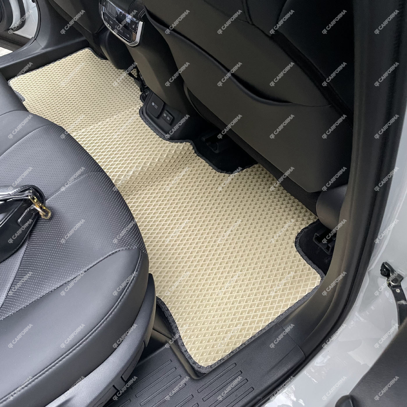 Коврики на Toyota Highlander IV 2019 - 2025 в Ростове-на-Дону Коврики на Toyota Highlander IV 2019 - 2025 в Ростове-на-Дону