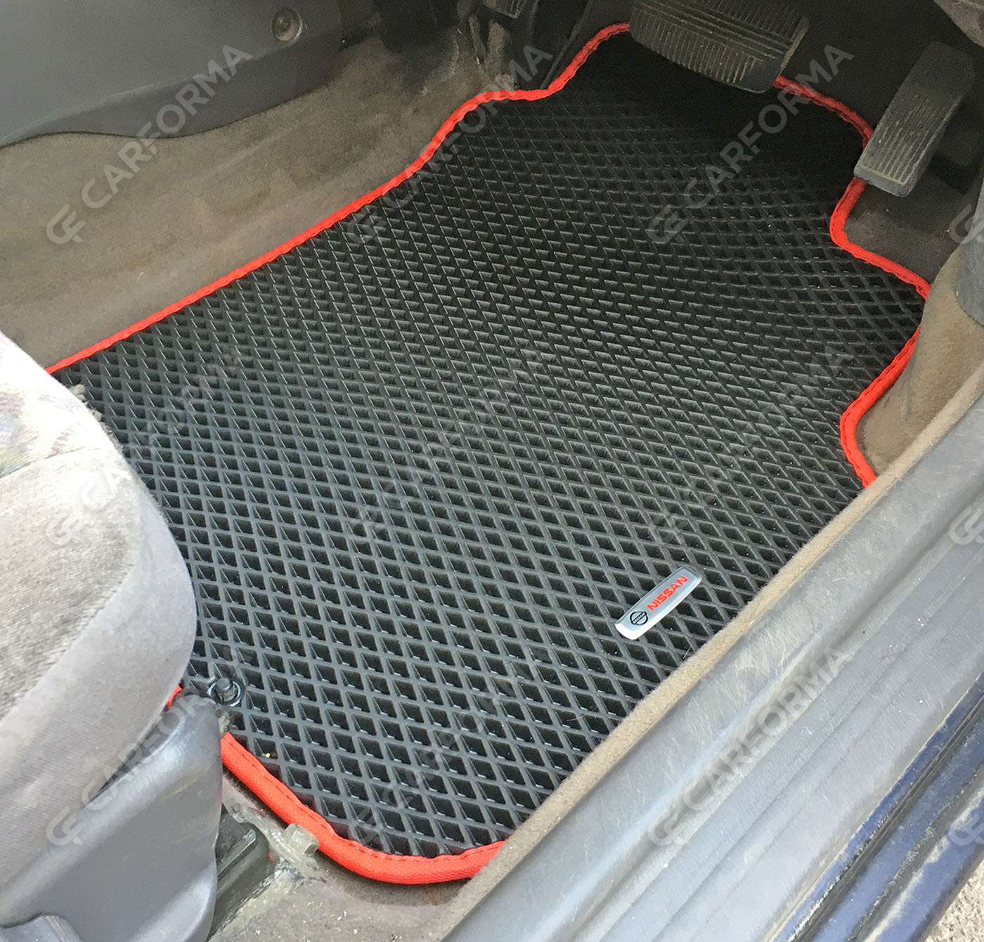 Коврики на Nissan Sunny (B14) 1993&nbsp;-&nbsp;1999 в Ростове-на-Дону