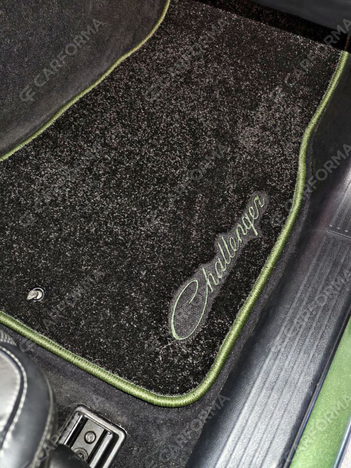 Ворсовые коврики на Dodge Challenger III 2008&nbsp;-&nbsp;2023 в Ростове-на-Дону