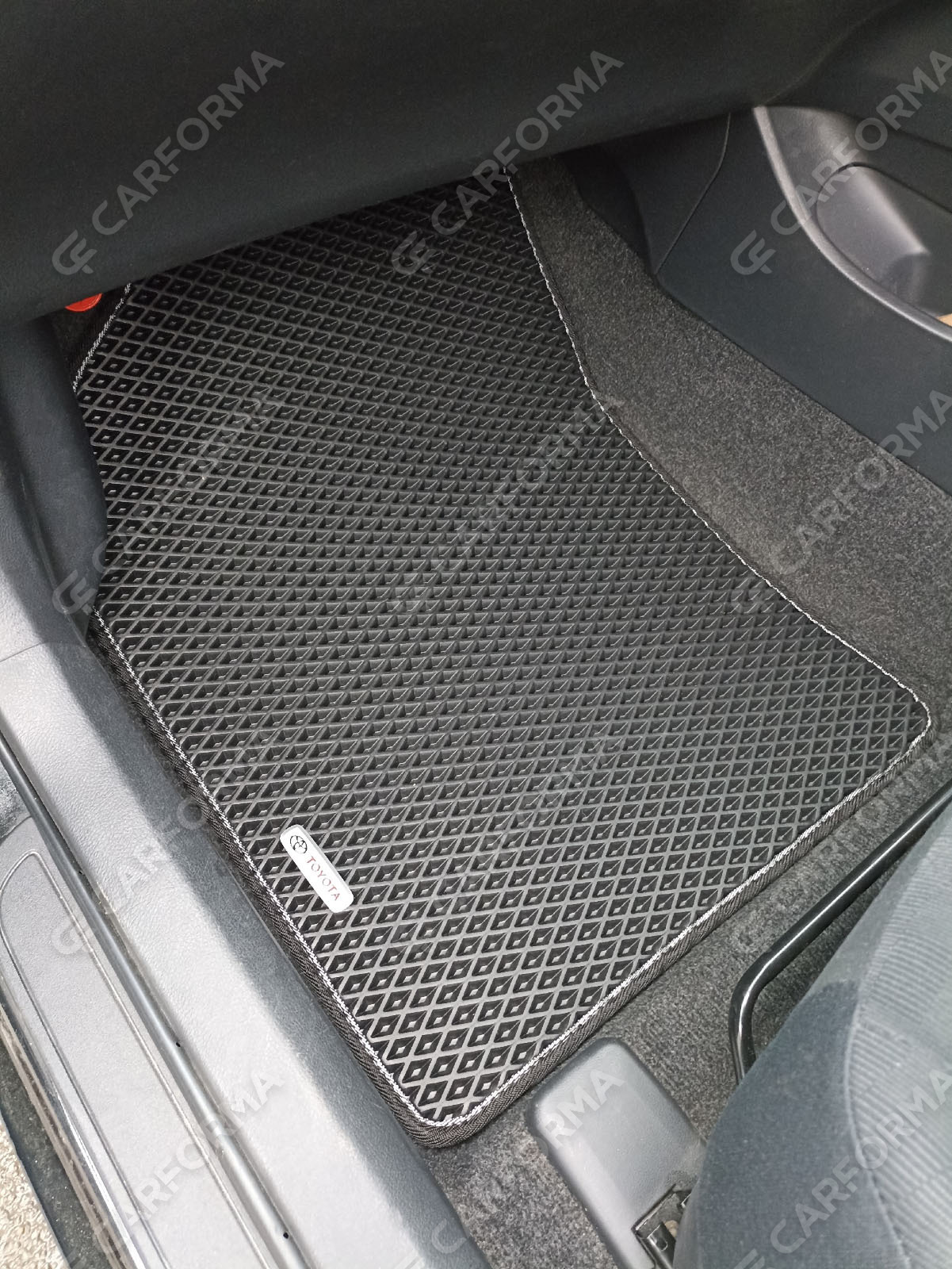 Ворсовые коврики на Toyota Corolla Axio (E14) 2006&nbsp;-&nbsp;2012 в Ростове-на-Дону