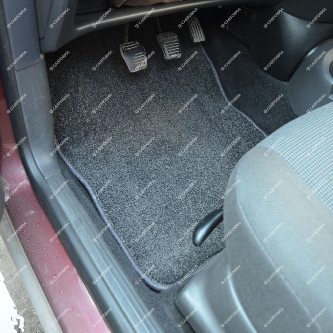 Ворсовые коврики на Ford Focus I 1998 - 2005 в Ростове-на-Дону Ворсовые коврики на Ford Focus I 1998 - 2005 в Ростове-на-Дону