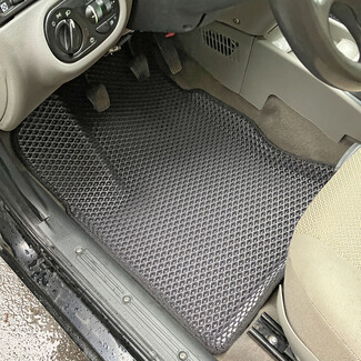 Коврики на Lada (ВАЗ) Granta 2011&nbsp;-&nbsp;2026 в Ростове-на-Дону