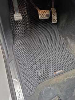 Ворсовые коврики на Jeep Grand Cherokee (WK2) 2010 - 2022 в Ростове-на-Дону