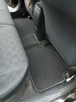 Ворсовые коврики на Toyota Corolla Axio (E14) 2006&nbsp;-&nbsp;2012 в Ростове-на-Дону