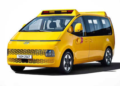 Ворсовые коврики на Hyundai Staria 7 мест 2021 - 2025 в Ростове-на-Дону