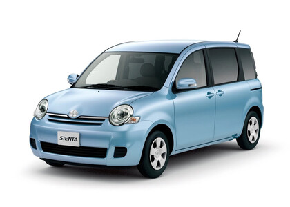 Ворсовые коврики на Toyota Sienta I 2003 - 2015 в Ростове-на-Дону
