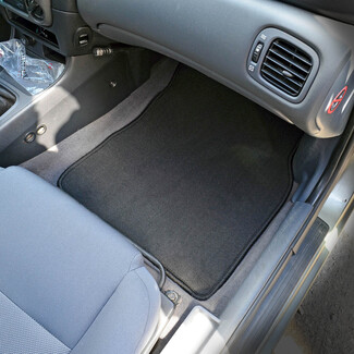 Коврики на Nissan Almera 2 (N16) 2000 - 2006 в Ростове-на-Дону Коврики на Nissan Almera 2 (N16) 2000 - 2006 в Ростове-на-Дону